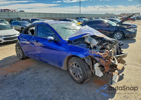 2024 Hyundai Elantra Sel from USA, damaged, VIN KMHLM4DG7RU639025